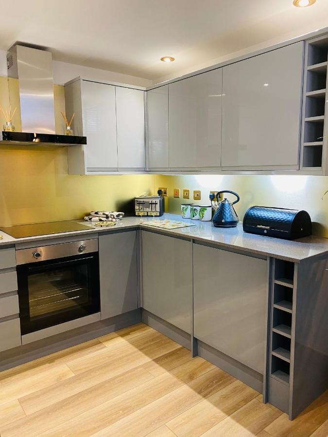 Luxury 1 Bedroom Duplex With Free Parking بلايموث المظهر الخارجي الصورة