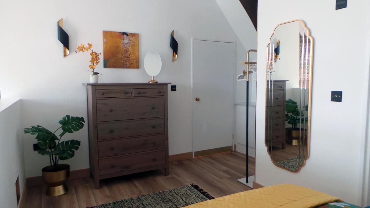 Luxury 1 Bedroom Duplex With Free Parking بلايموث المظهر الخارجي الصورة